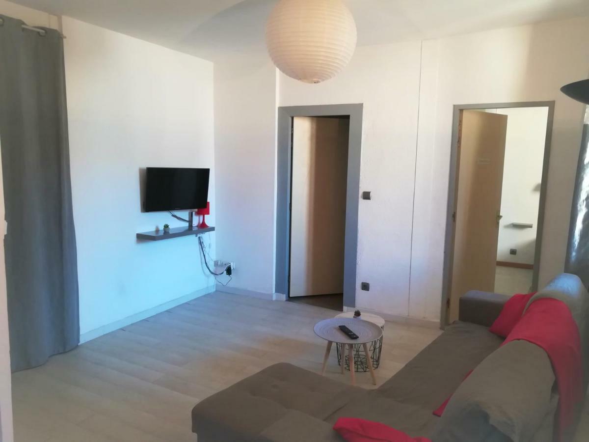 Appartement Avec Terrasse Narbona Exterior foto